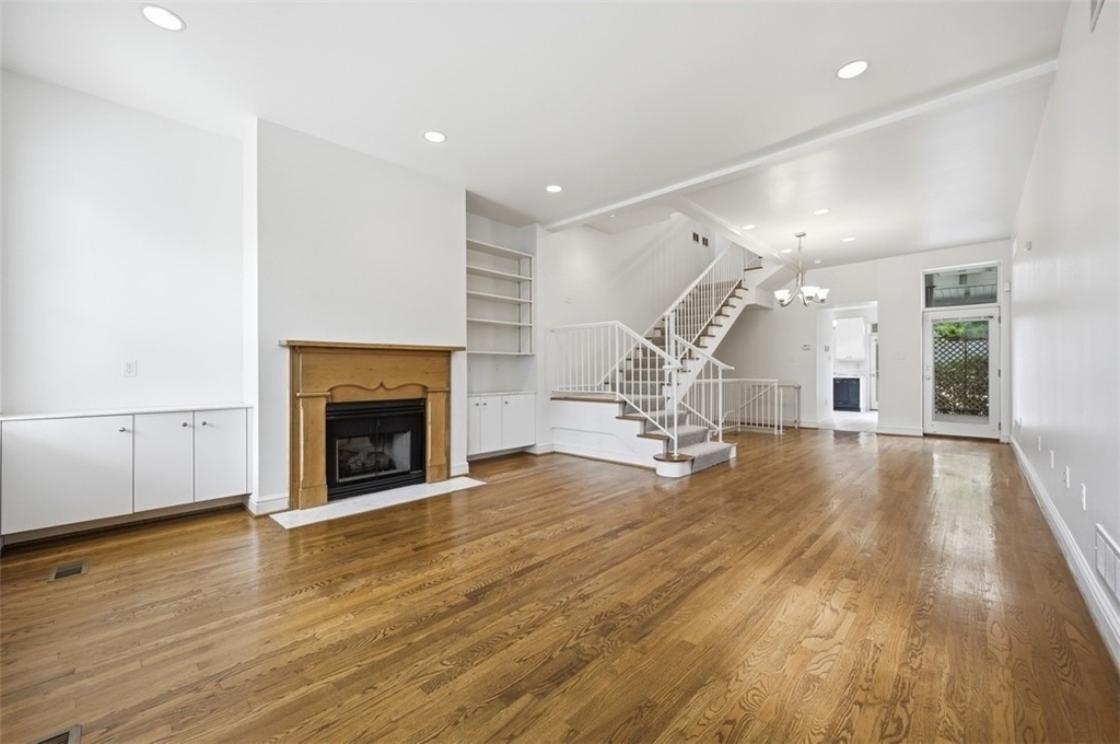 326 Hailman St - Photo 17
