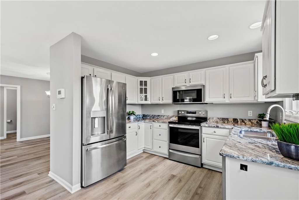 9704 Sundance Dr - Photo 9