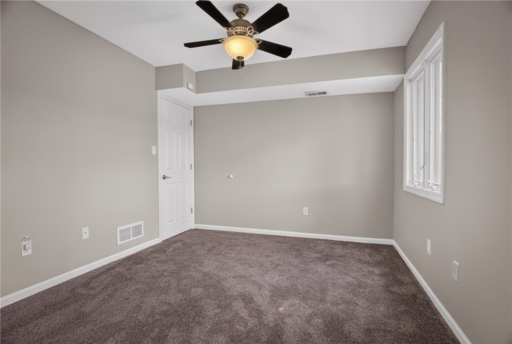 9704 Sundance Dr - Photo 34