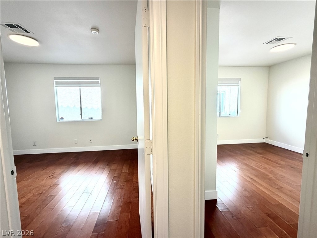 920 Rockview Drive - Photo 7