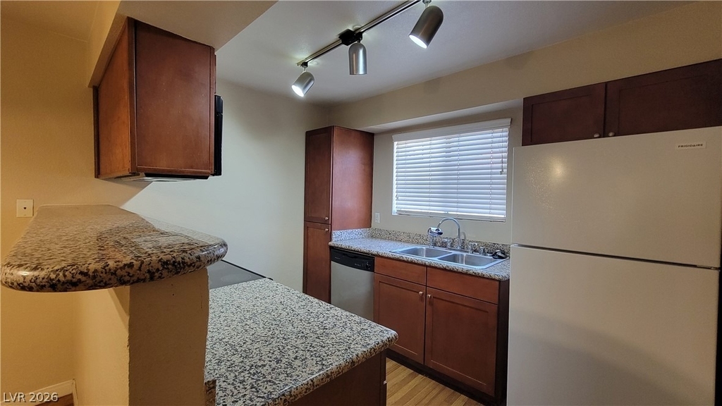 2750 S Durango Drive - Photo 3