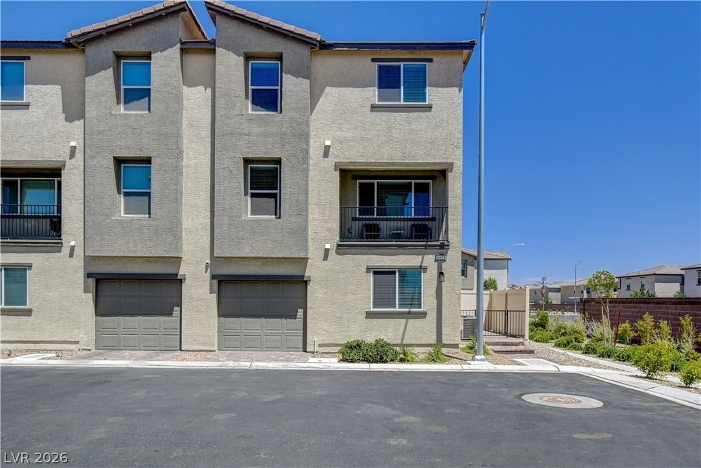 6924 Spicy Merlot Street - Photo 0