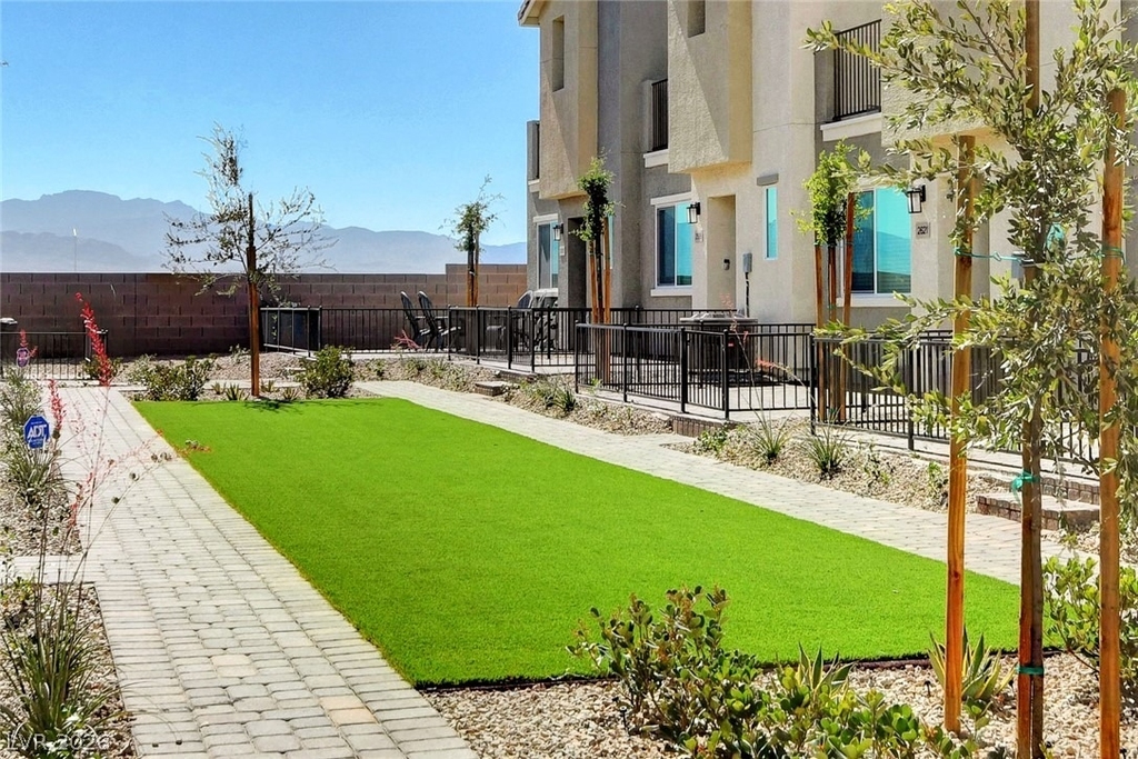 6924 Spicy Merlot Street - Photo 58