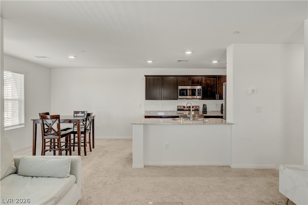 6924 Spicy Merlot Street - Photo 8