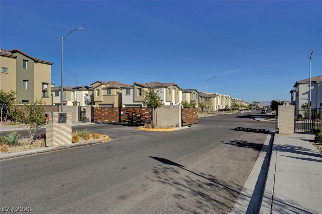 6924 Spicy Merlot Street - Photo 79
