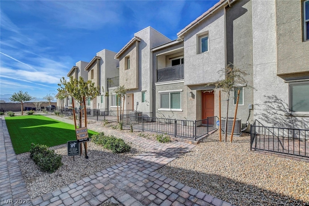 6924 Spicy Merlot Street - Photo 54