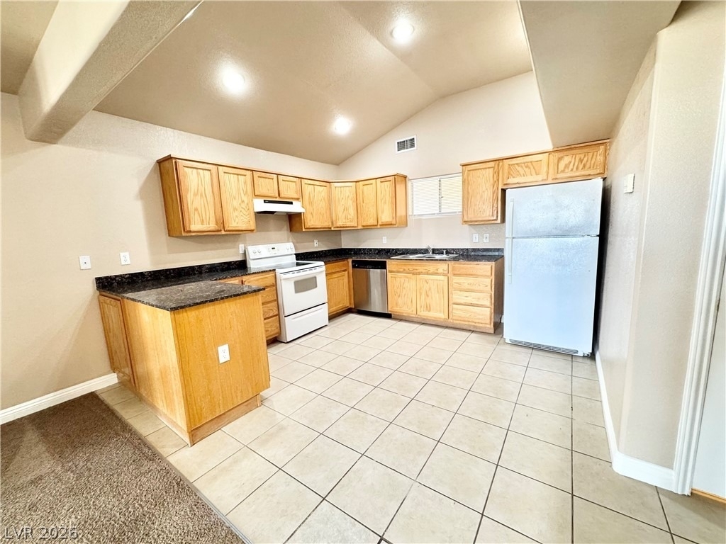 1731 Pershing Avenue - Photo 4
