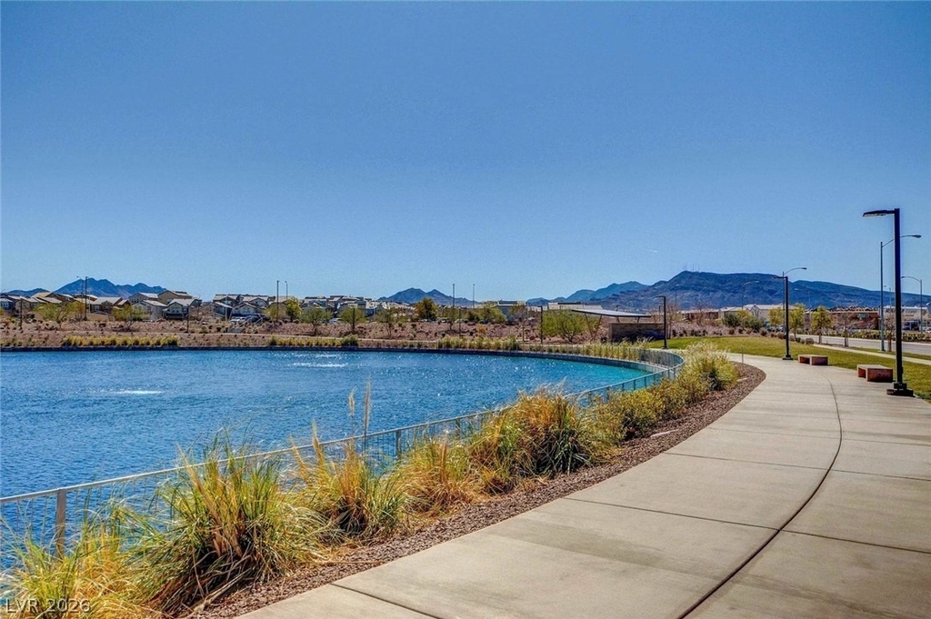 1137 Meadow Sparrow Place - Photo 3