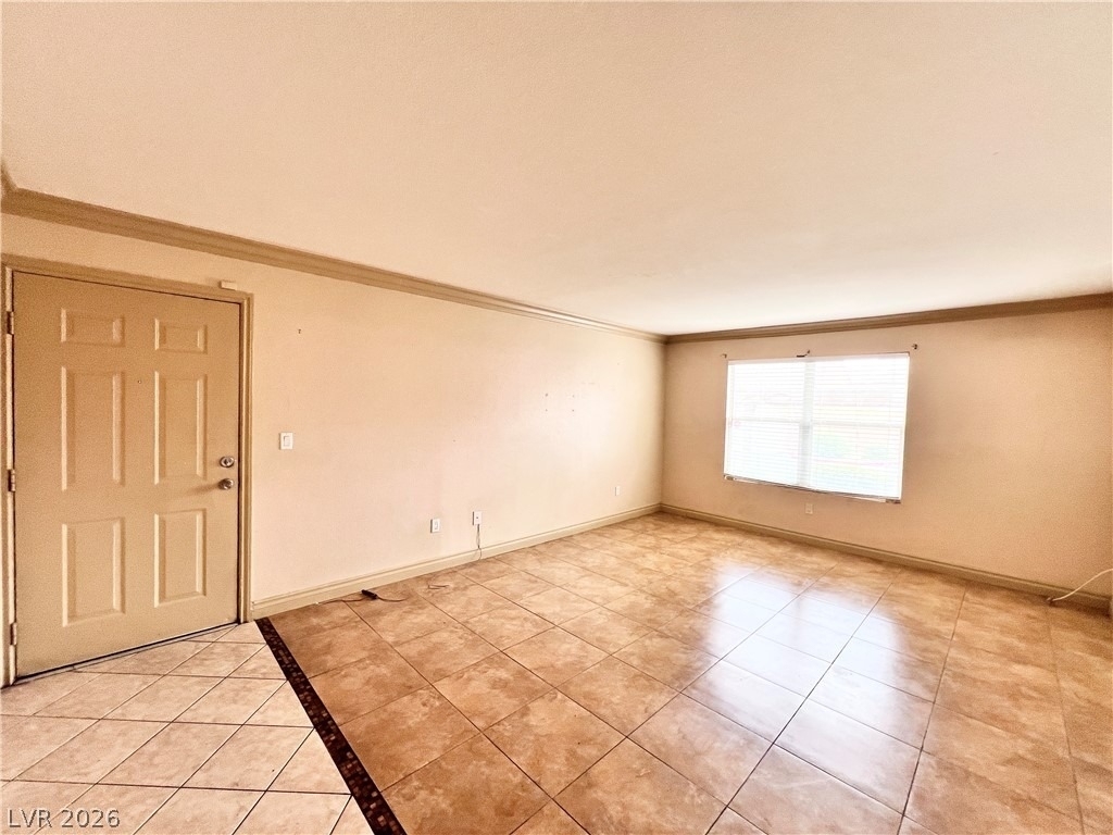 1150 N Buffalo Drive - Photo 6