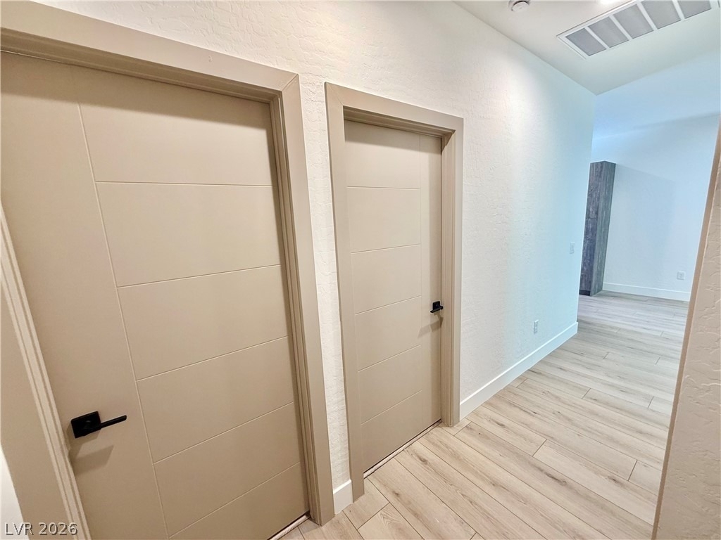 461 E Comstock Street - Photo 11