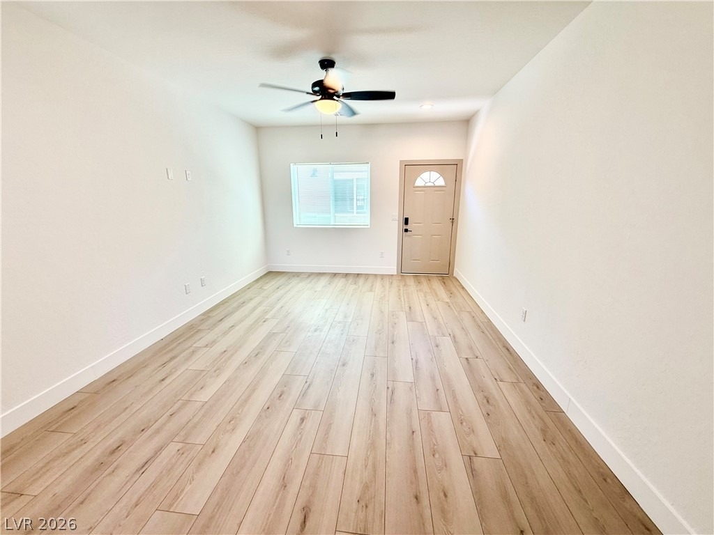 461 E Comstock Street - Photo 5