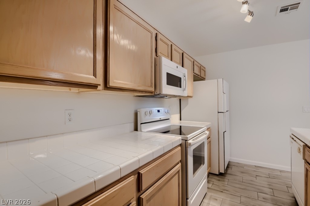 8452 Boseck Drive - Photo 6