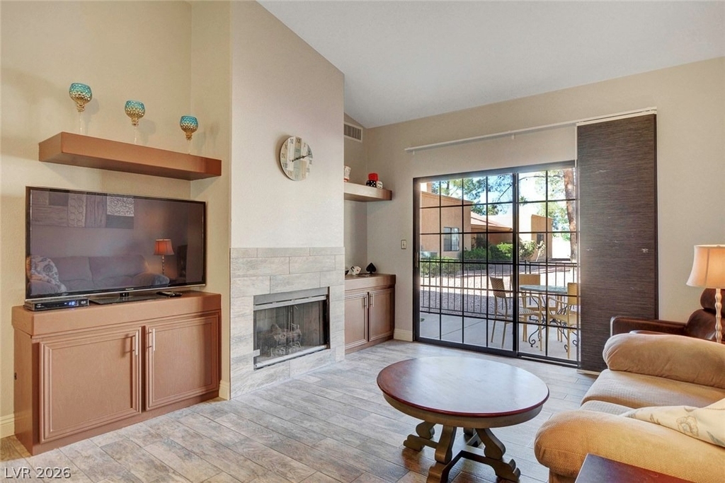 2851 Valley View Boulevard - Photo 12