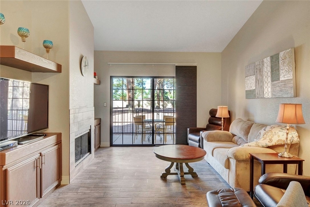 2851 Valley View Boulevard - Photo 14