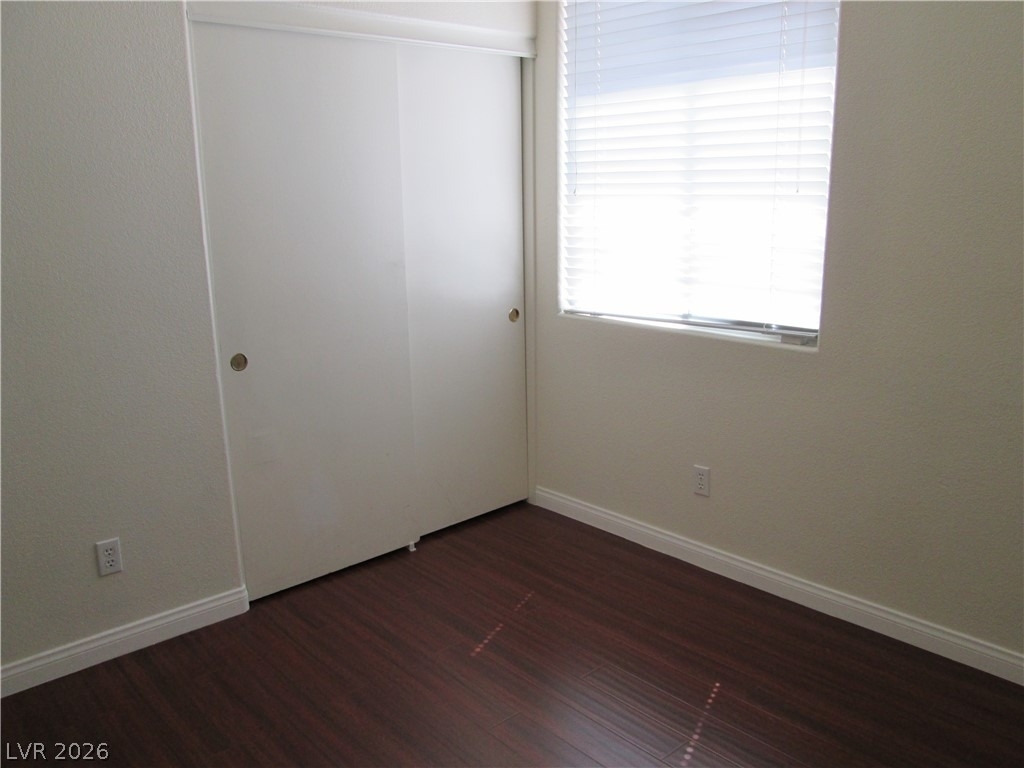 8049 Palace Estate Avenue - Photo 6
