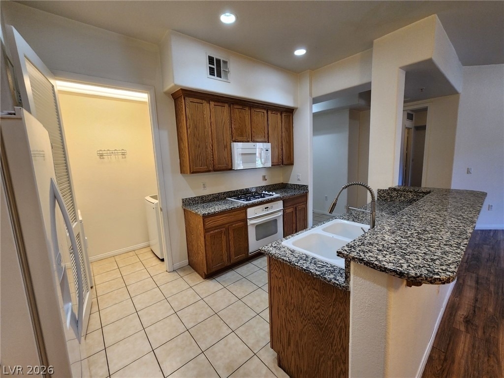 44 E Serene Avenue - Photo 23