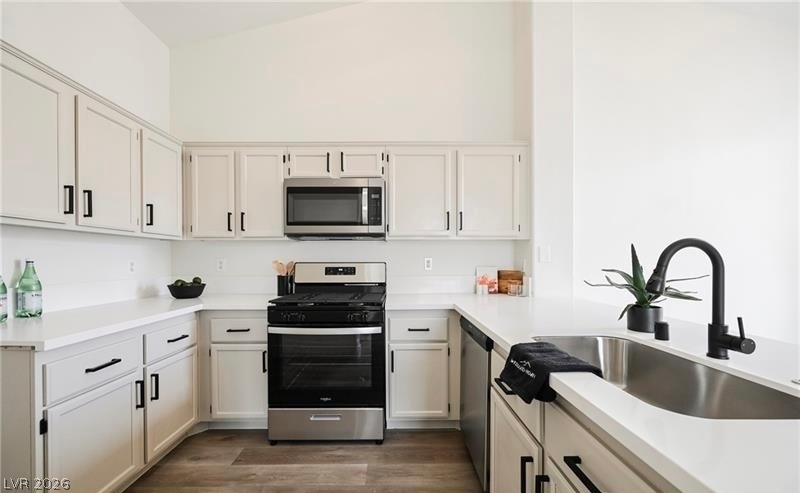 1300 S Arlington Street - Photo 2