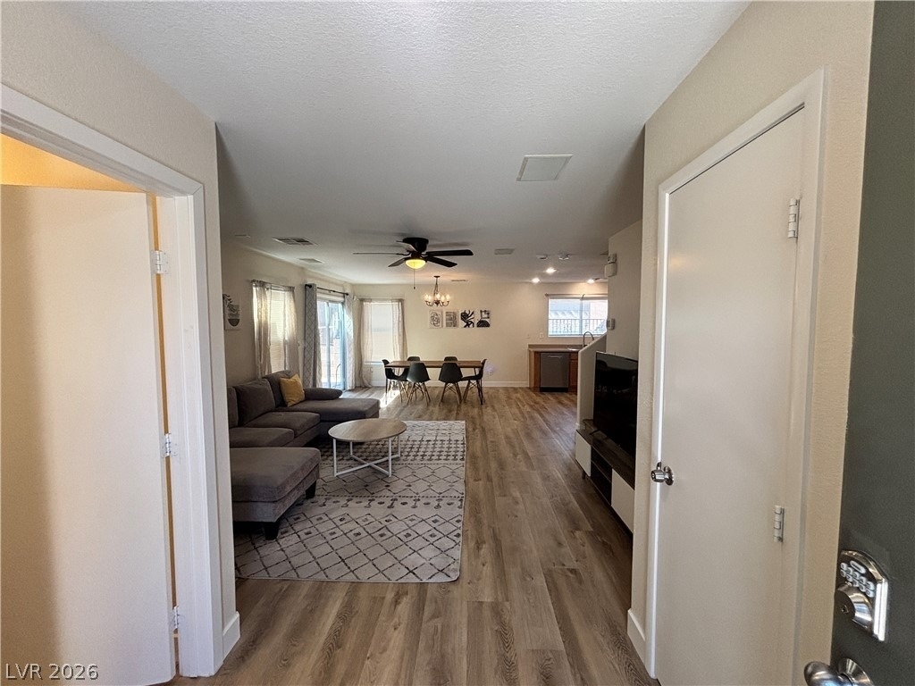 586 Brinkburn Point Avenue - Photo 2