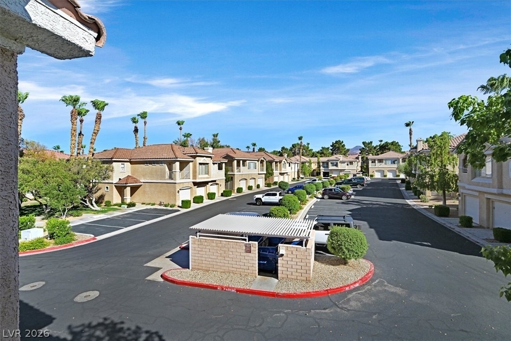 251 S Green Valley Parkway - Photo 17