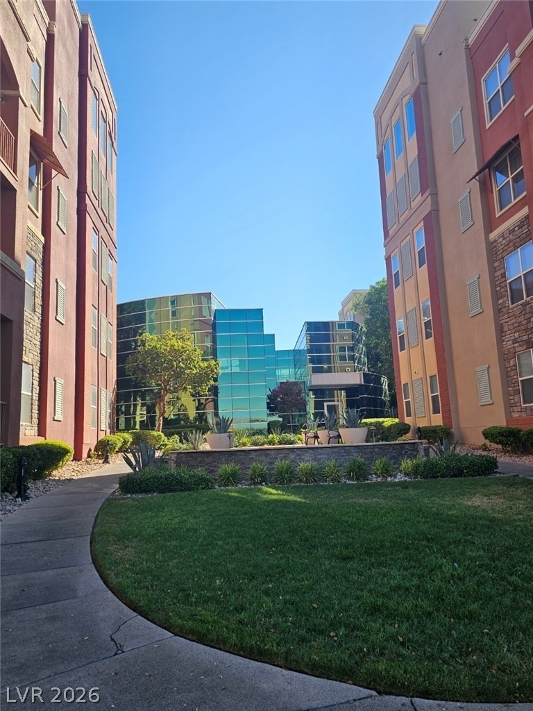 20 Serene Avenue - Photo 0