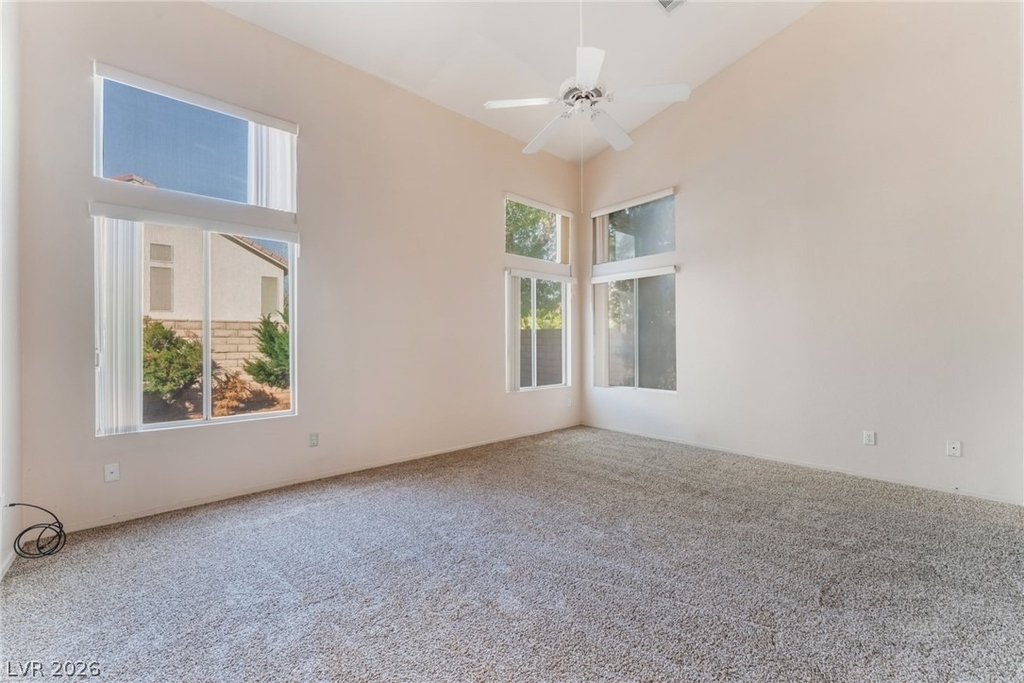 8150 Canto Avenue - Photo 9