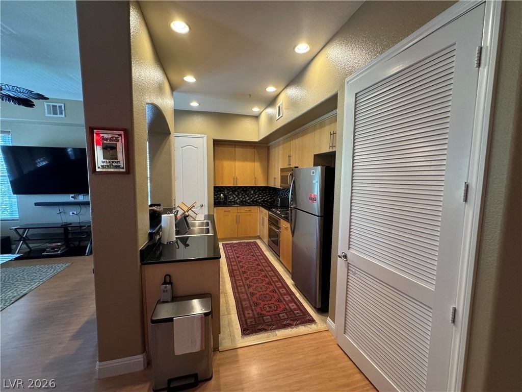 50 E Serene Avenue - Photo 11