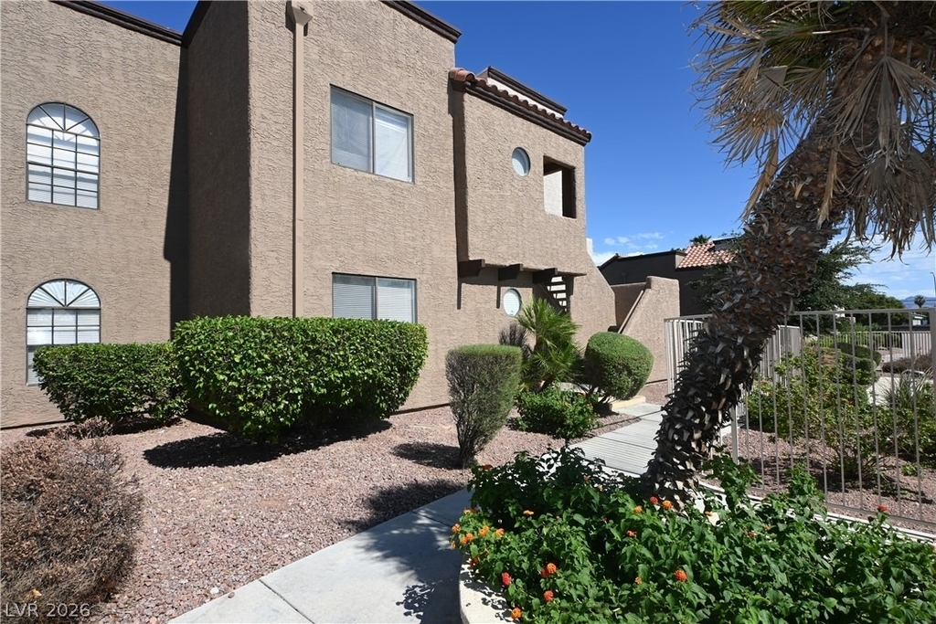 2968 Juniper Hills Boulevard - Photo 0