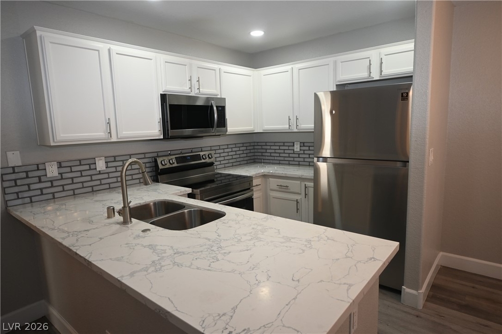 2968 Juniper Hills Boulevard - Photo 9