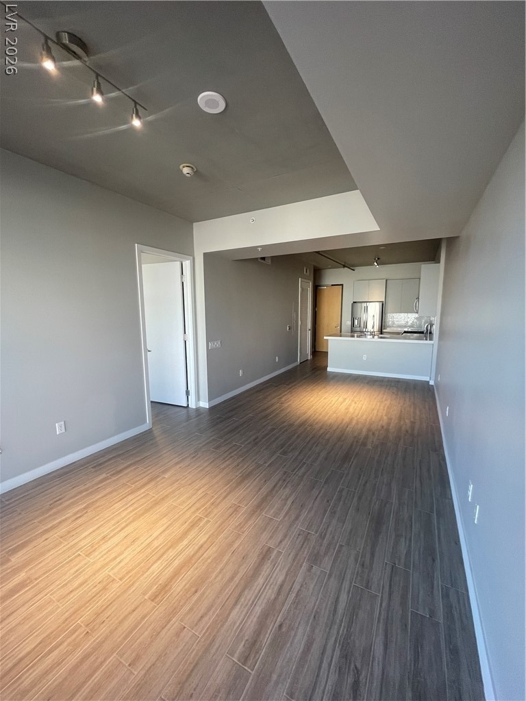 353 E Bonneville Avenue - Photo 3