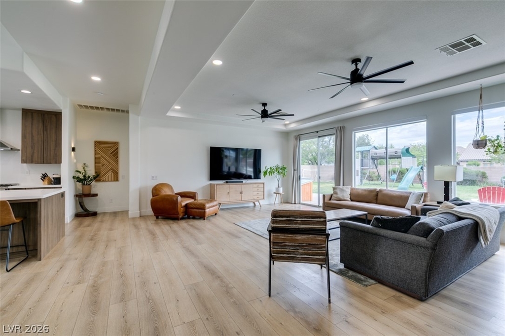 7210 Shallowford Avenue - Photo 3