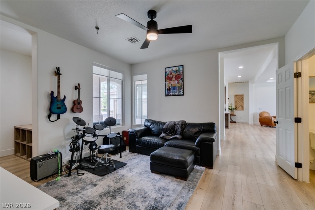 7210 Shallowford Avenue - Photo 34