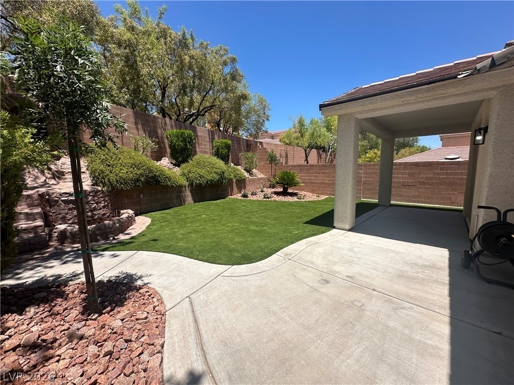 11126 Evvie Lane - Photo 9