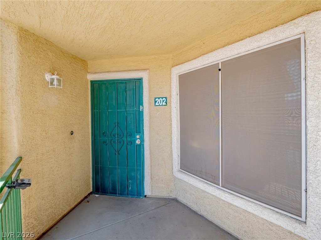 1401 Linnbaker Lane - Photo 1