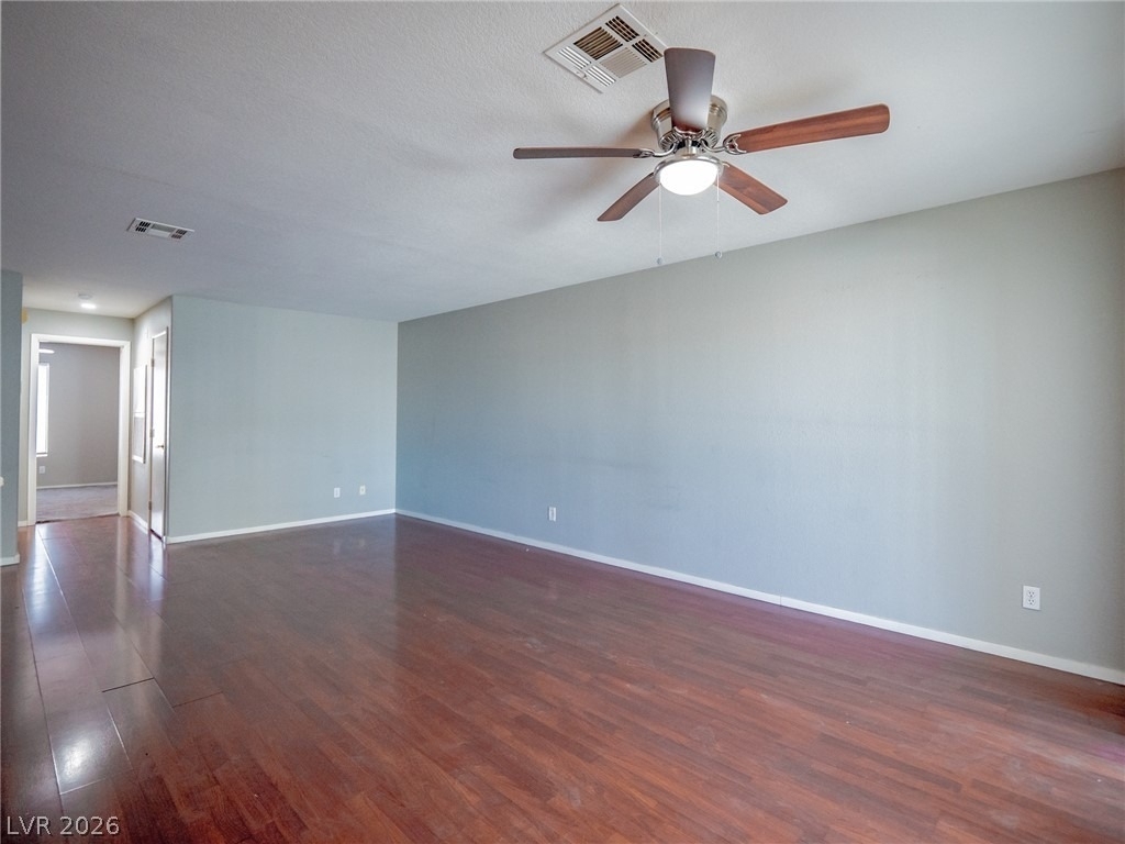 1401 Linnbaker Lane - Photo 5