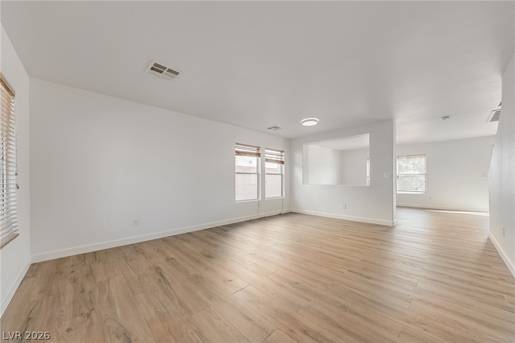 10429 Vinson Point Avenue - Photo 9