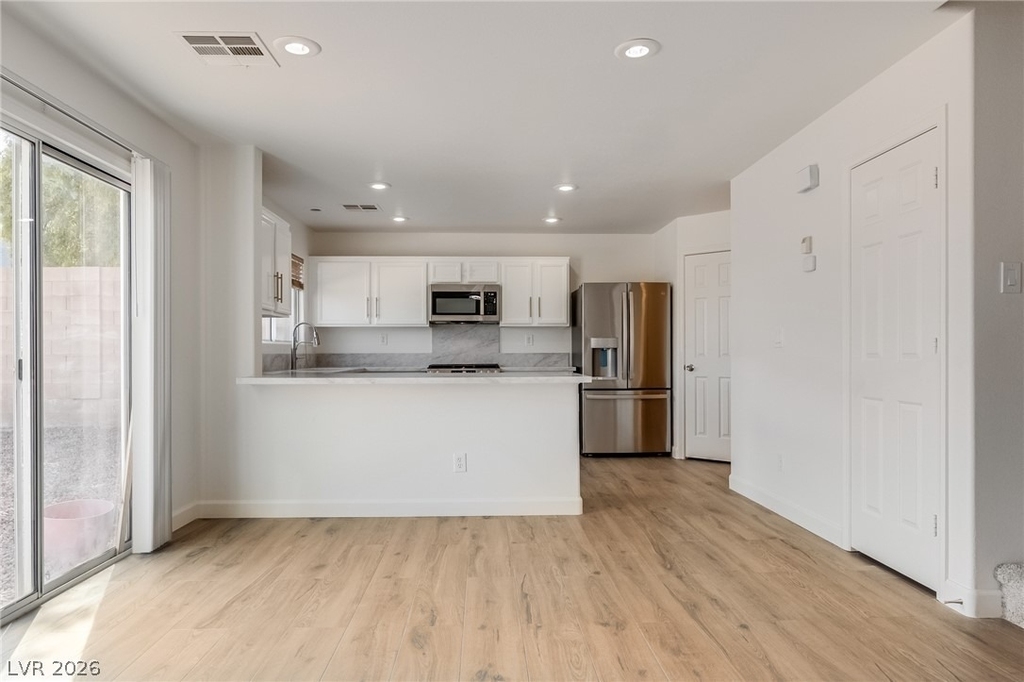 10429 Vinson Point Avenue - Photo 15