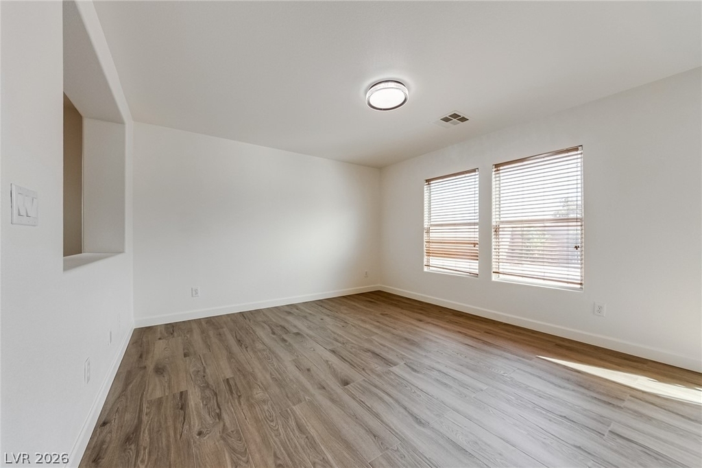 10429 Vinson Point Avenue - Photo 12