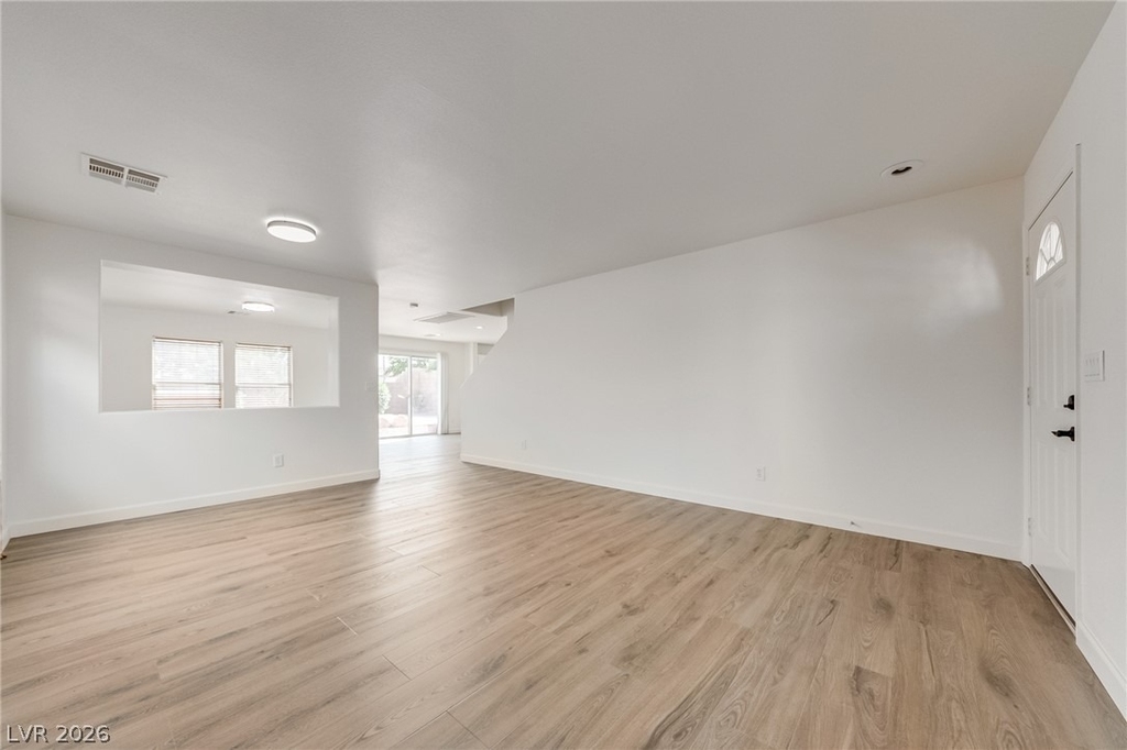 10429 Vinson Point Avenue - Photo 11