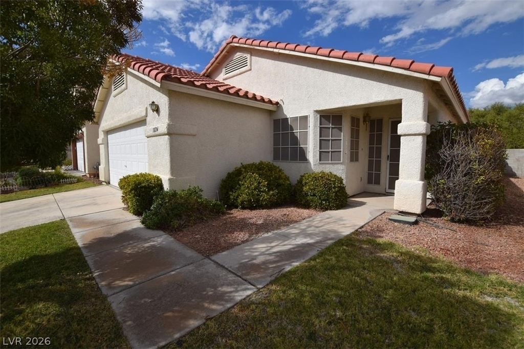 1024 Clover Tip Court - Photo 2