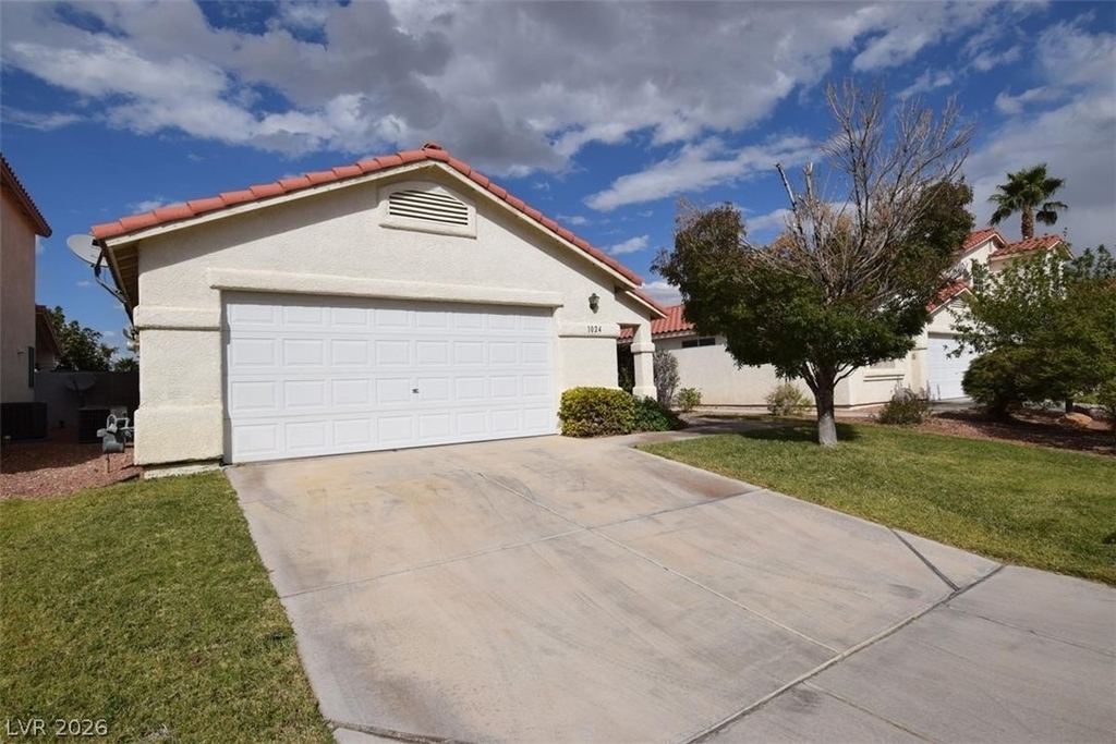 1024 Clover Tip Court - Photo 1