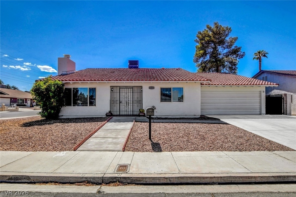 4367 S Mojave Road - Photo 1