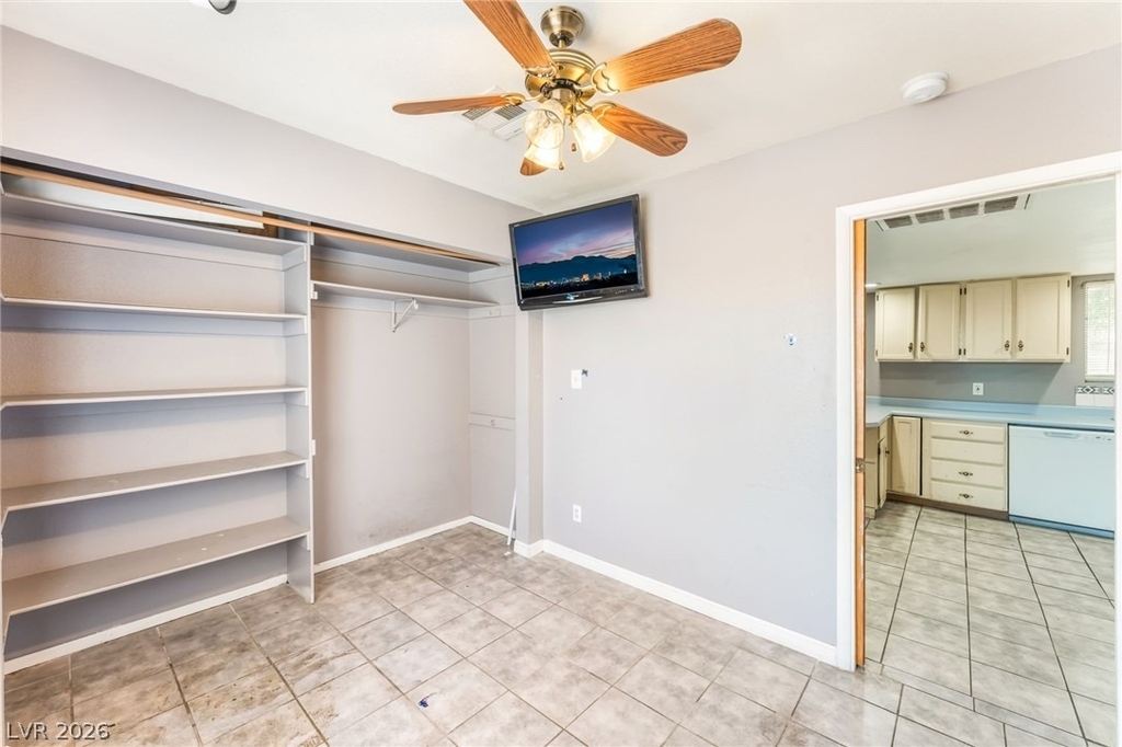 4268 Hampshire Circle - Photo 16