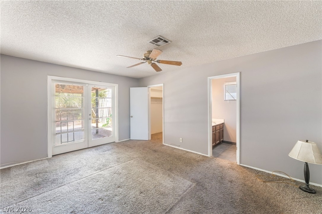 4268 Hampshire Circle - Photo 11