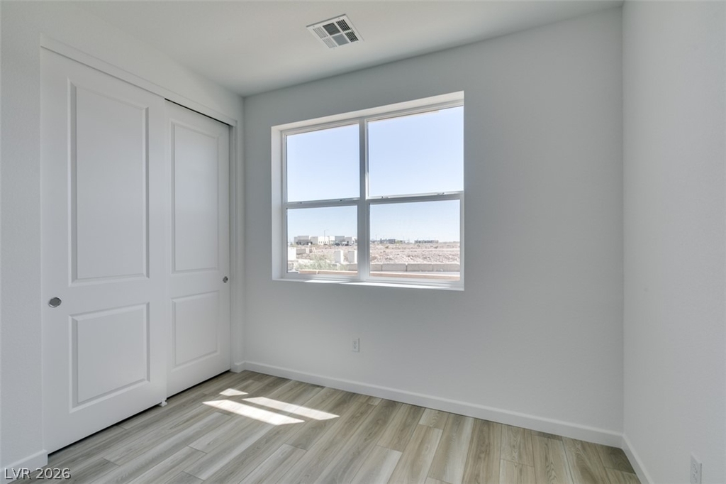 2498 Indigo Mountain Street - Photo 4