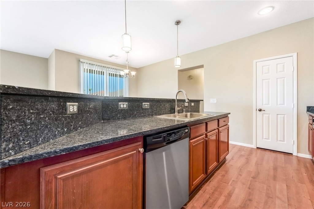 7318 Fools Gold Street - Photo 15