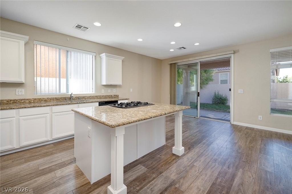 11749 Via Esperanza Avenue - Photo 10