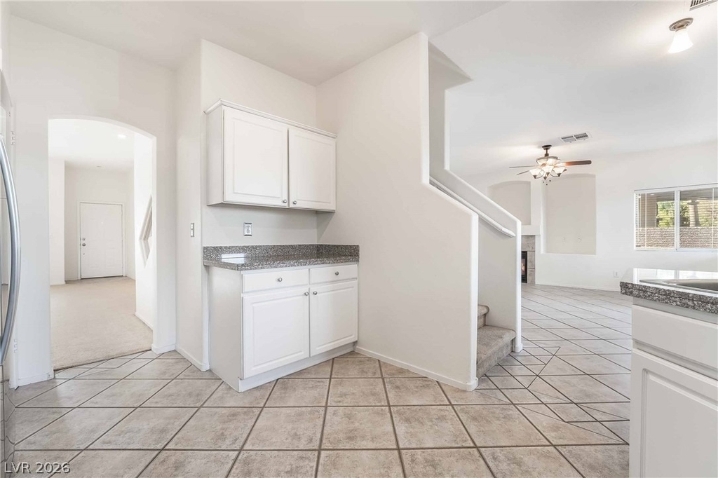 3194 Castle Canyon Avenue - Photo 5