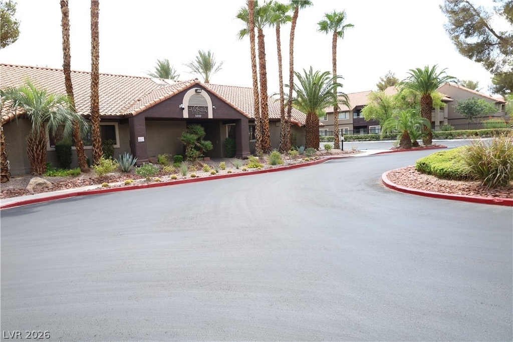 5002 S Rainbow Boulevard - Photo 0