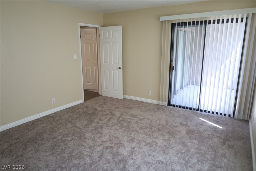 5002 S Rainbow Boulevard - Photo 8