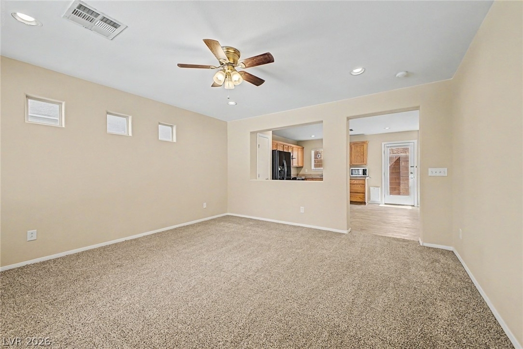 6077 Aripeka Street - Photo 4